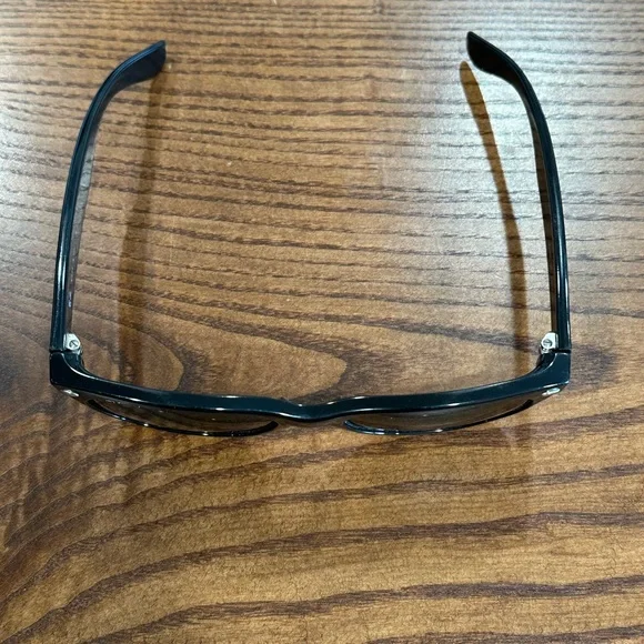 Ray-Ban Classic Black Sunglasses RB2132 - Picture 3 of 10